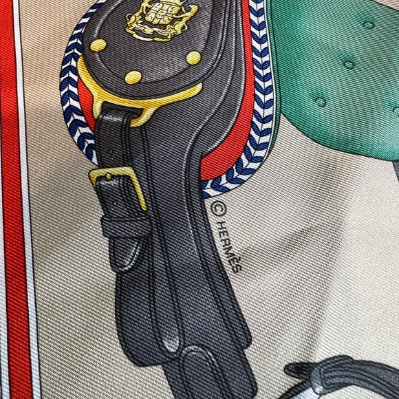 Hermès Carrick à Pompe silk scarf 45 - Picture 3 of 5